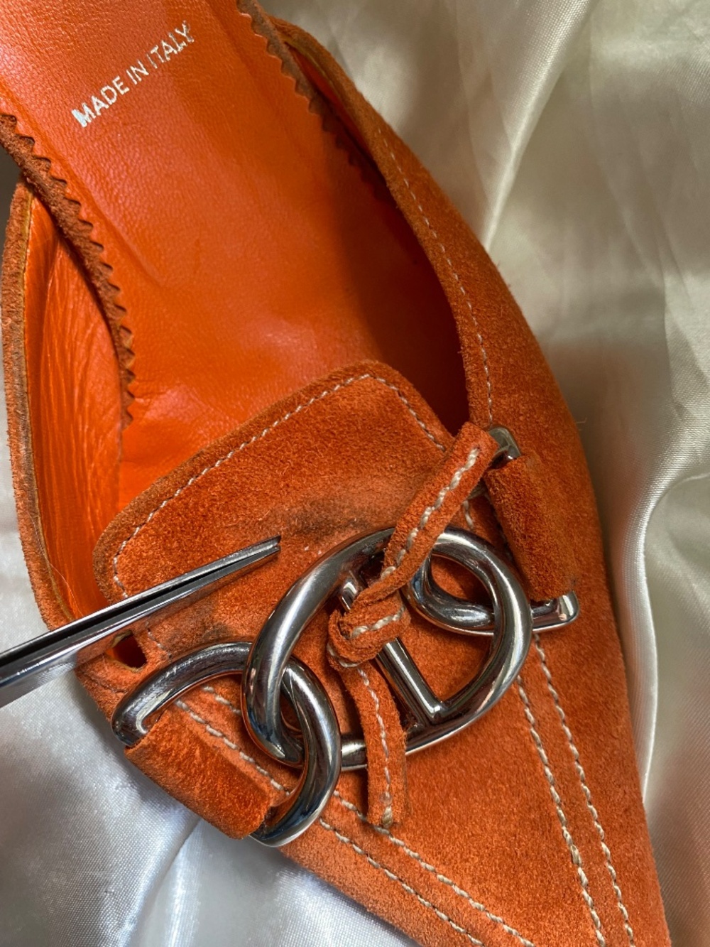 Vintage y2k Prada Orange Suede Chain Pointed Toe Kitten Heel Size 37 / 6.5/7 - Picture 3 of 9